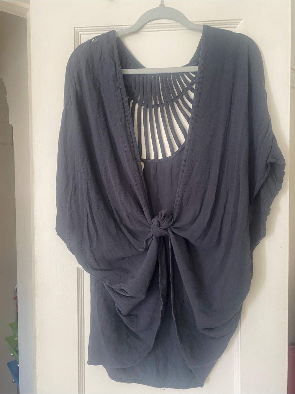 O'Neill Awesome Grey/Blue Knot-Front Kimono with Braided Cutout Back Size M